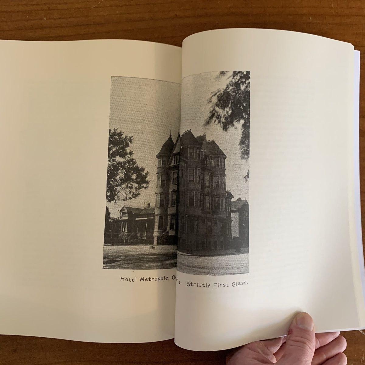 1896 The Illustrated Directory of Oakland, California