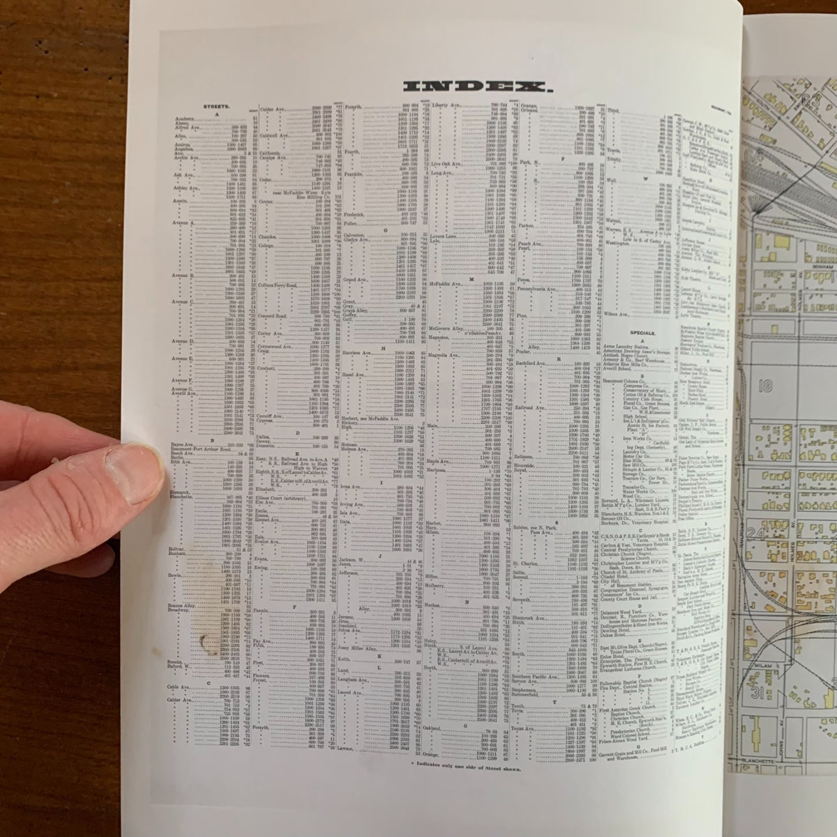 1911 Beaumont, Texas Sanborn Fire Insurance Maps and Atlas